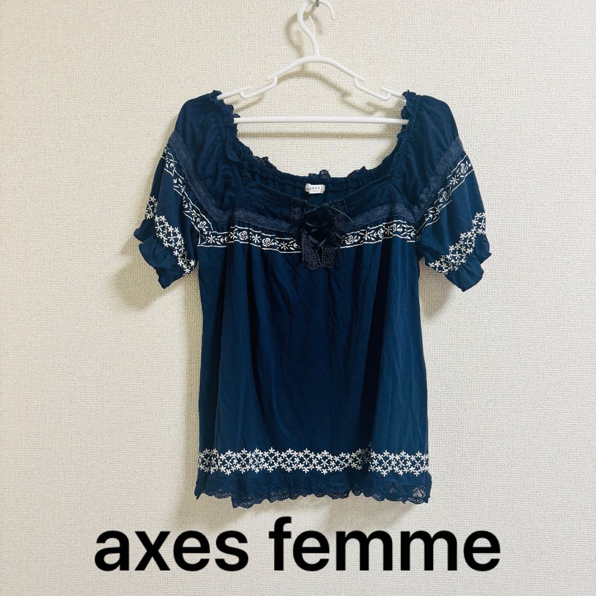 axes femme Axes Femme Short-Sleeve Top Navy Lace Embroidery