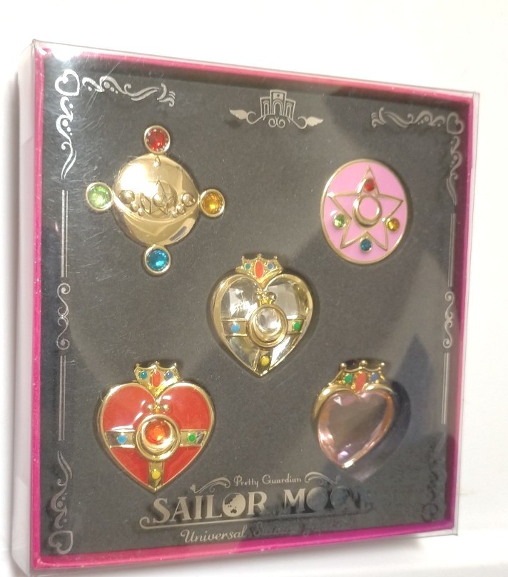 Sailor Moon USJ Badge Crystal New