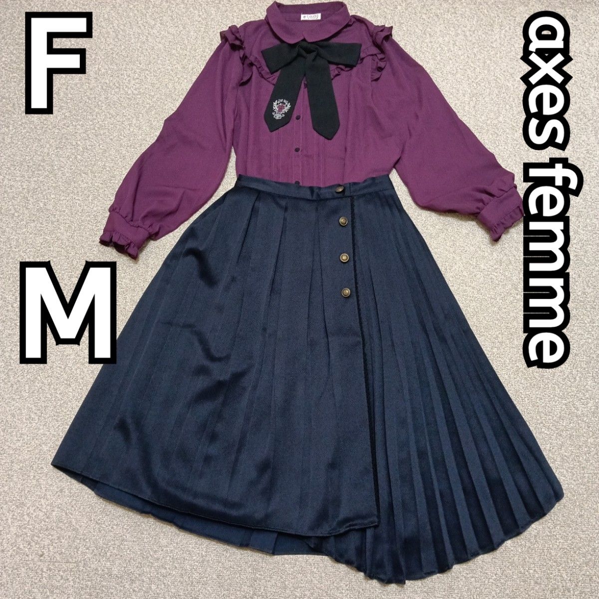 women's axes bow-tie ruffle blouse free size pleated skirt M